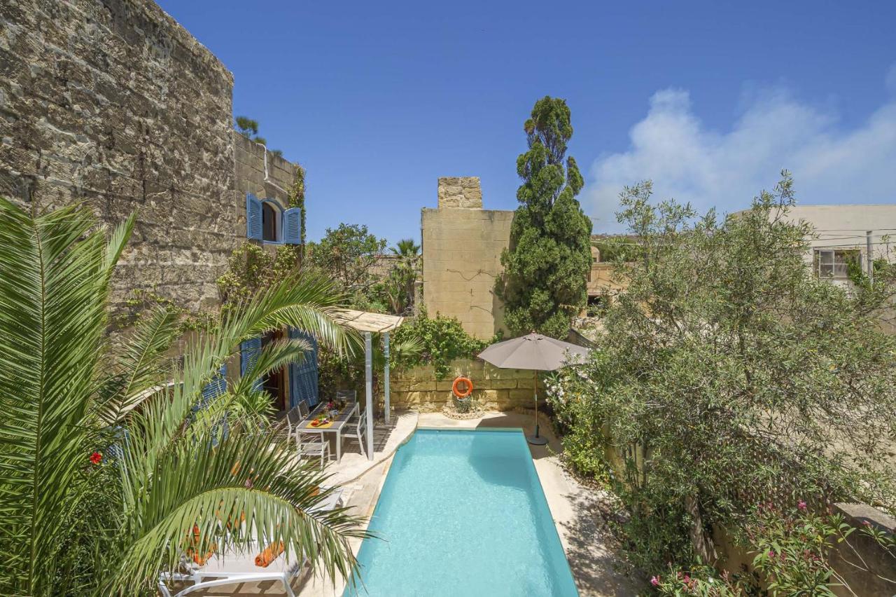 Oleandra * Ghasri (Gozo)